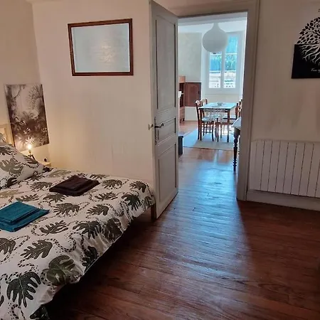 Villa Spacieuse Maison De - Quartier Calme - 10 Personnes